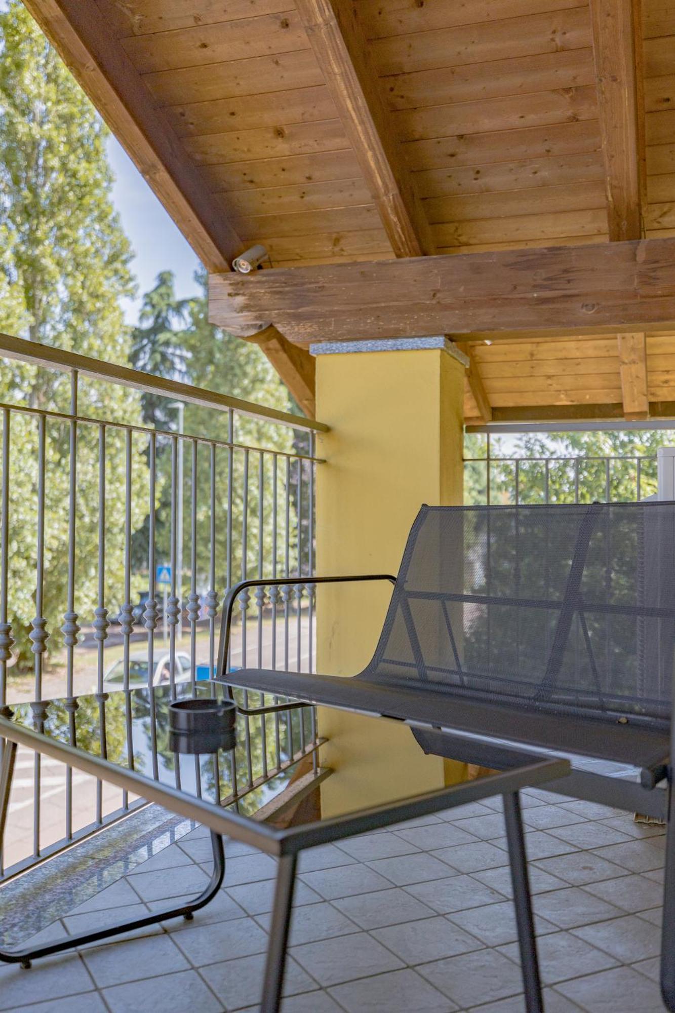 B&B Villa Milano By Rhospitality It Cornaredo Exterior photo